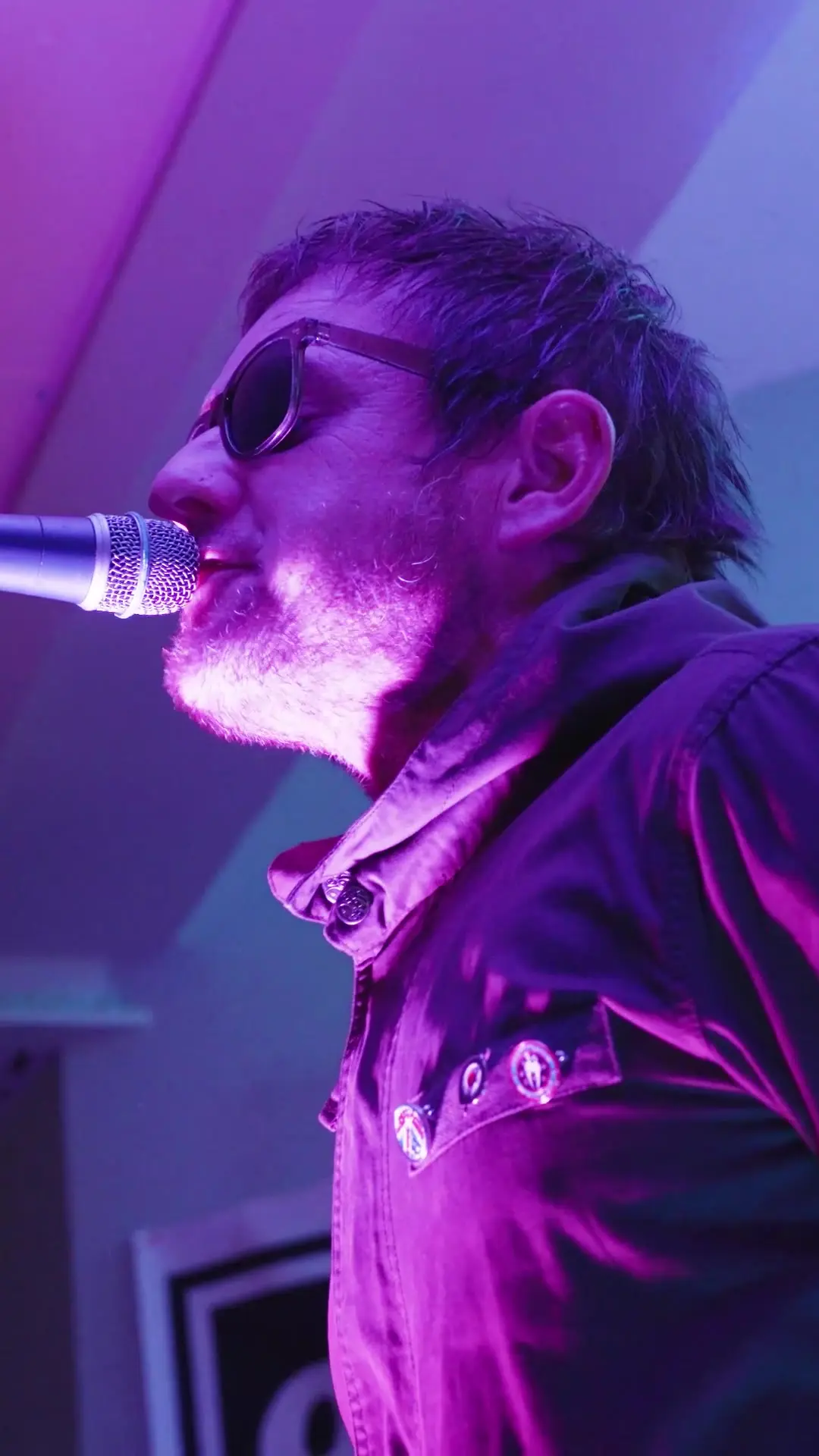Oasis Mornin' Glory live